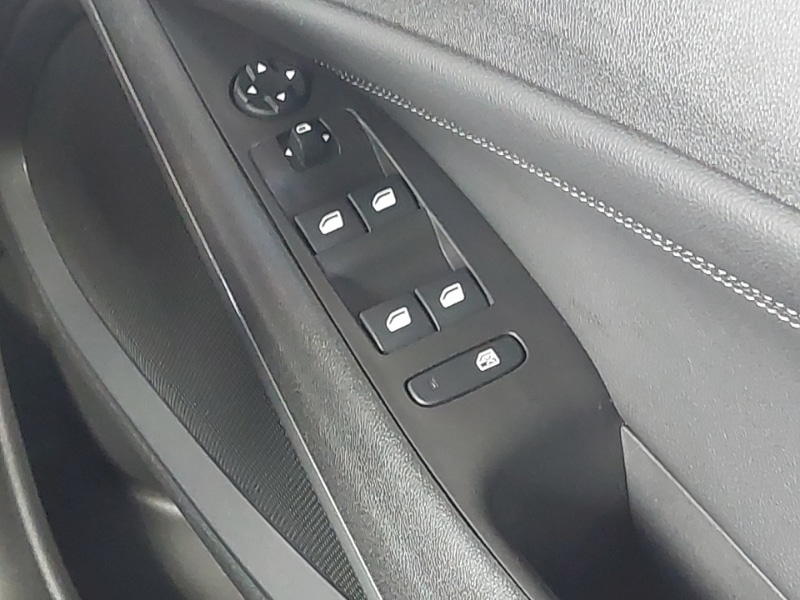 Used Vauxhall Crossland 2022 for sale - 76431270: Photo 10