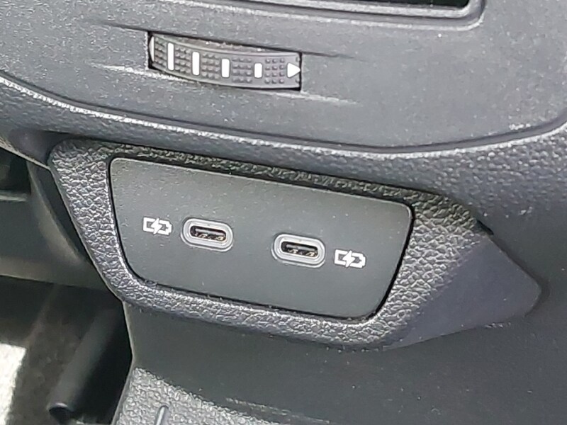 Used Volkswagen T-Roc 2023 for sale - 77986156: Photo 10