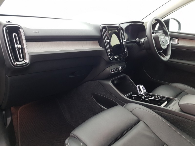 Used Volvo XC40 2024 for sale - 76838117: Photo 5