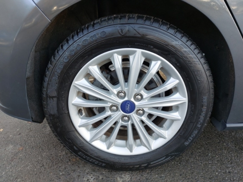 Used Ford Focus 2020 for sale - 76967382: Photo 12