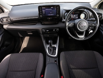 Used Toyota Yaris 2023 for sale - 78337290: Photo