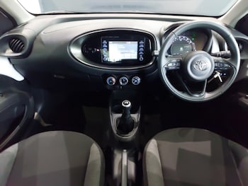 Used Toyota Aygo X 2022 for sale - 77518798: Photo