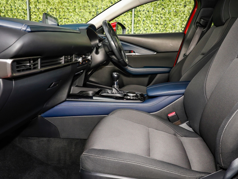 Used Mazda CX-30 2020 for sale - 76431385: Photo 2