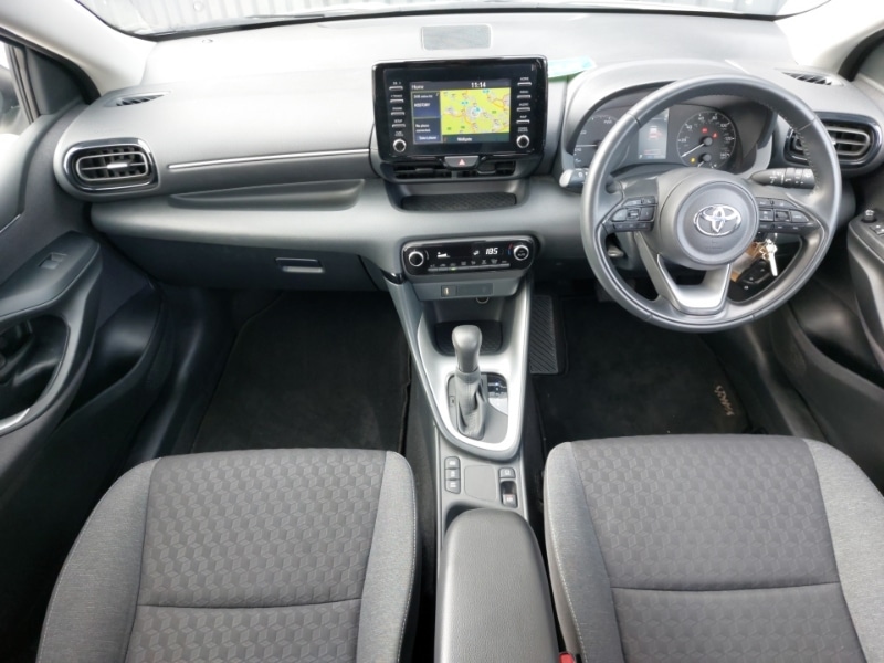 Used Toyota Yaris 2023 for sale - 77652767: Photo 2
