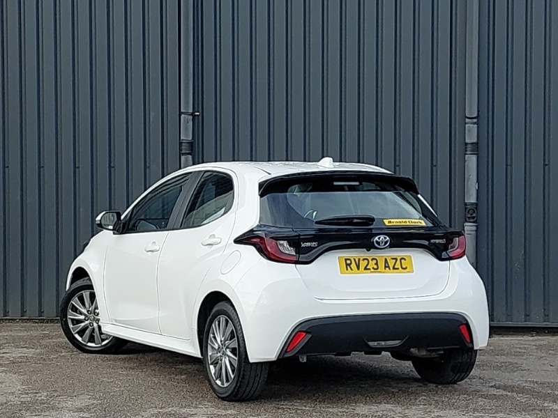 Used Toyota Yaris 2023 for sale - 77652767: Photo 3