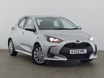Used Toyota Yaris 2023 for sale - 79451886: Photo