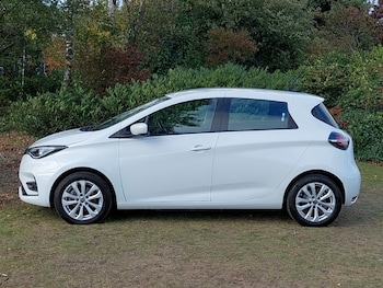 Used Renault Zoe 2022 for sale - 76975307: Photo