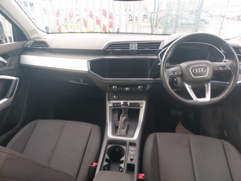 Used Audi Q3 2022 for sale - 77632820: Photo 2