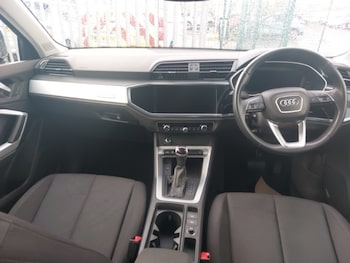 Used Audi Q3 2022 for sale - 77632820: Photo