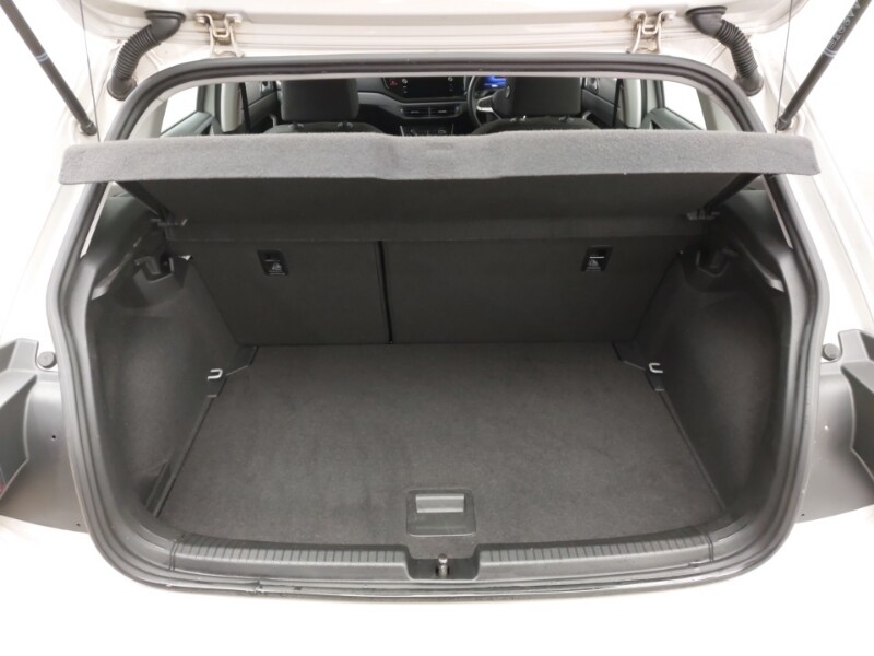 Used Volkswagen Polo 2024 for sale - 77556641: Photo 8