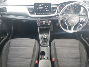 Used Kia Stonic 2023 for sale - 78848373: Photo