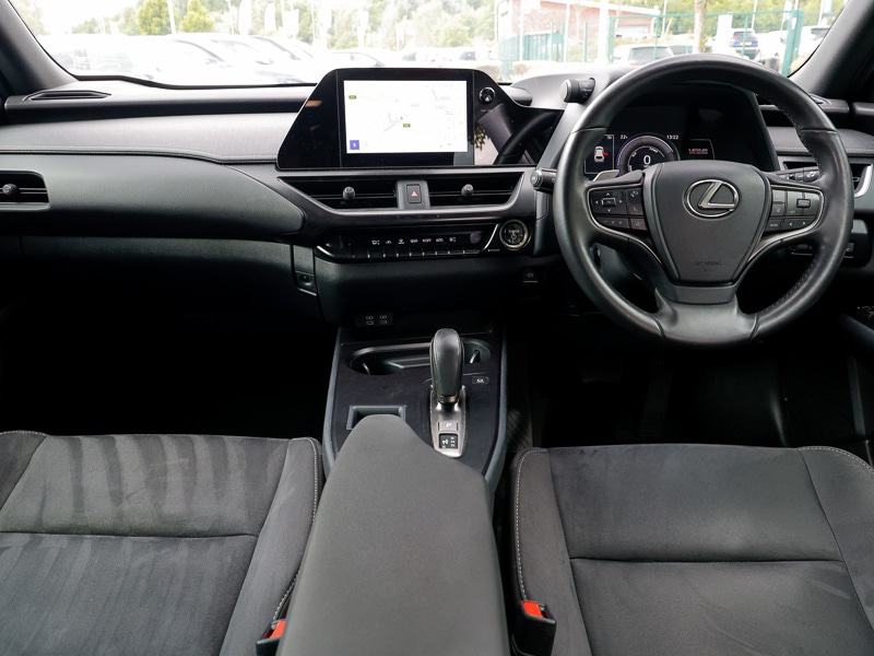 Used Lexus UX 2024 for sale - 76404299: Photo 2