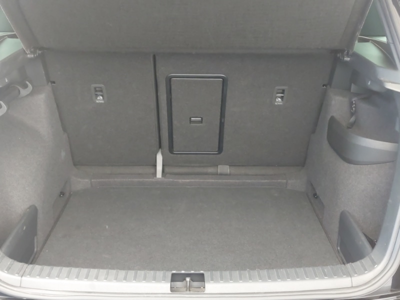 Used Skoda Karoq 2024 for sale - 76353911: Photo 8