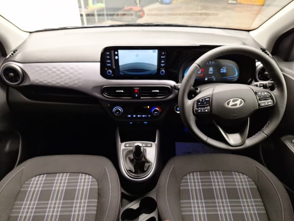 Used Hyundai i10 2025 for sale - 76335487: Photo 2