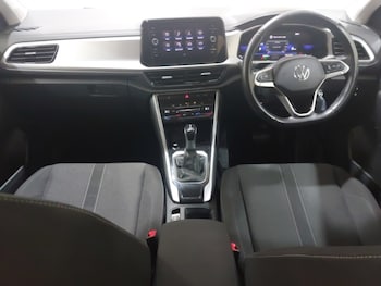 Used Volkswagen T-Roc 2023 for sale - 78841730: Photo