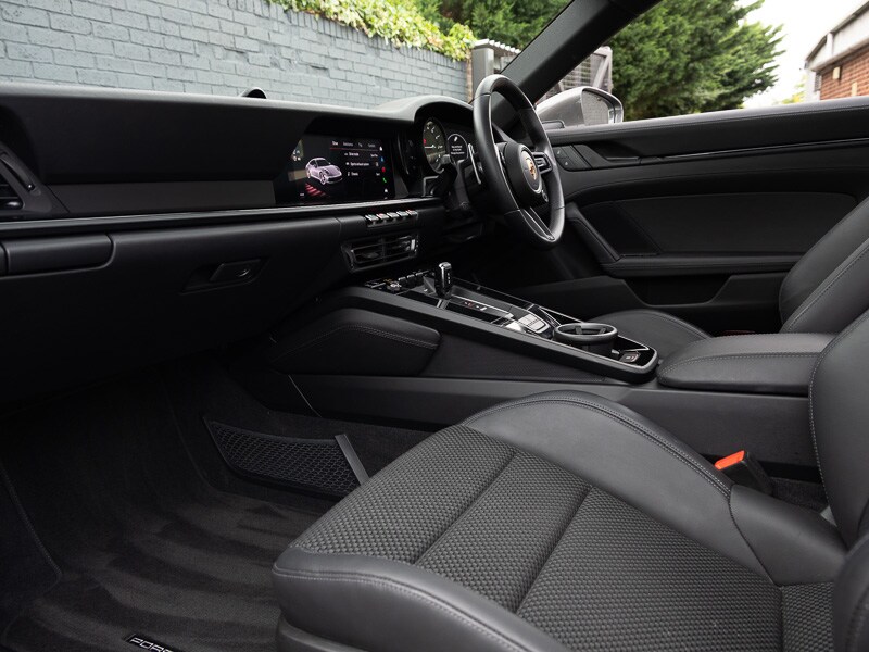 Used Porsche 911 2023 for sale - 76860864: Photo 5