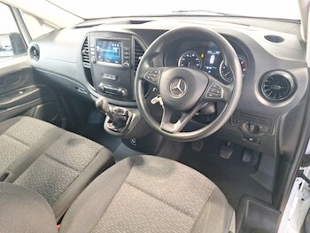 Used Mercedes-Benz Vito 2021 for sale - 77907095: Photo
