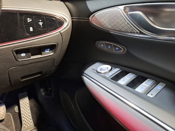 Genesis GV70 feature image