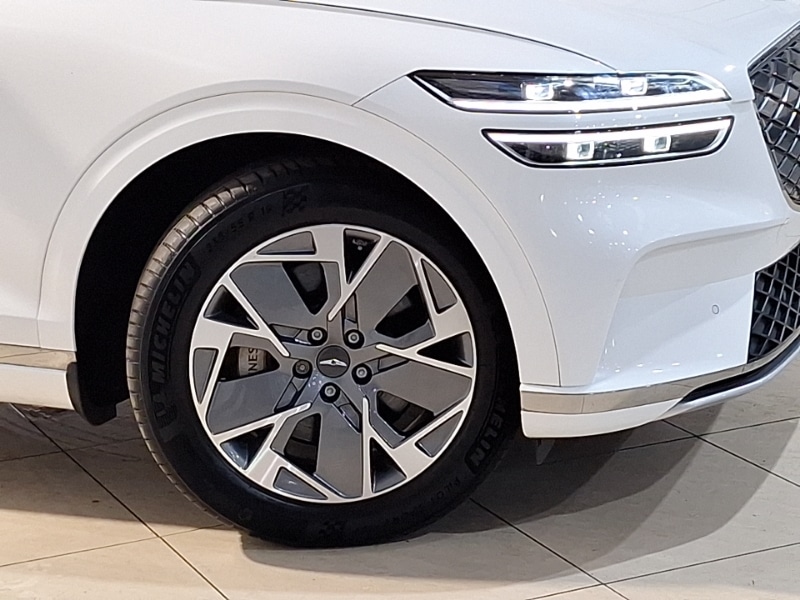 Used Genesis GV70 2023 for sale - 77046580: Photo 9