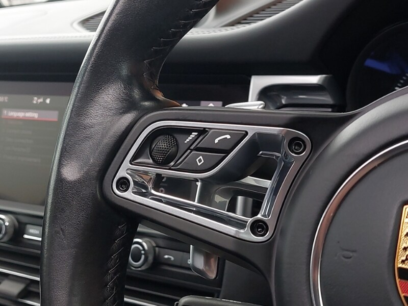 Used Porsche Macan 2020 for sale - 77624177: Photo 11