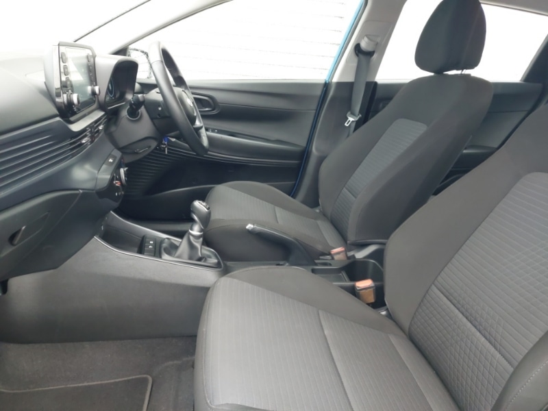 Used Hyundai i20 2022 for sale - 76682879: Photo 5