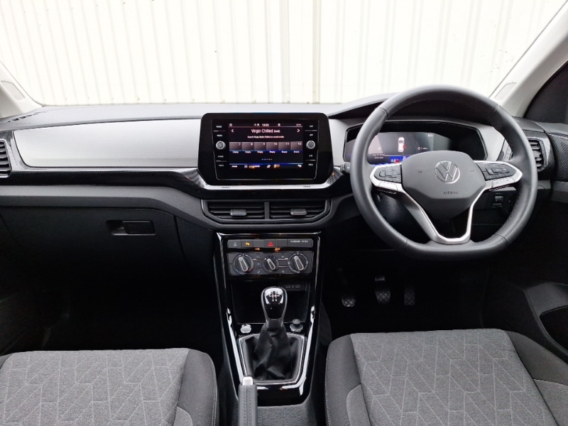 Used Volkswagen T-Cross 2024 for sale - 77664487: Photo 2