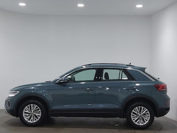 Used Volkswagen T-Roc 2022 for sale - 76492563: Photo