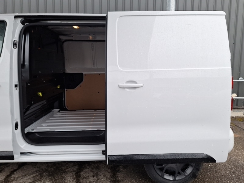 Used Vauxhall Vivaro 2026 for sale - 78179357: Photo 4