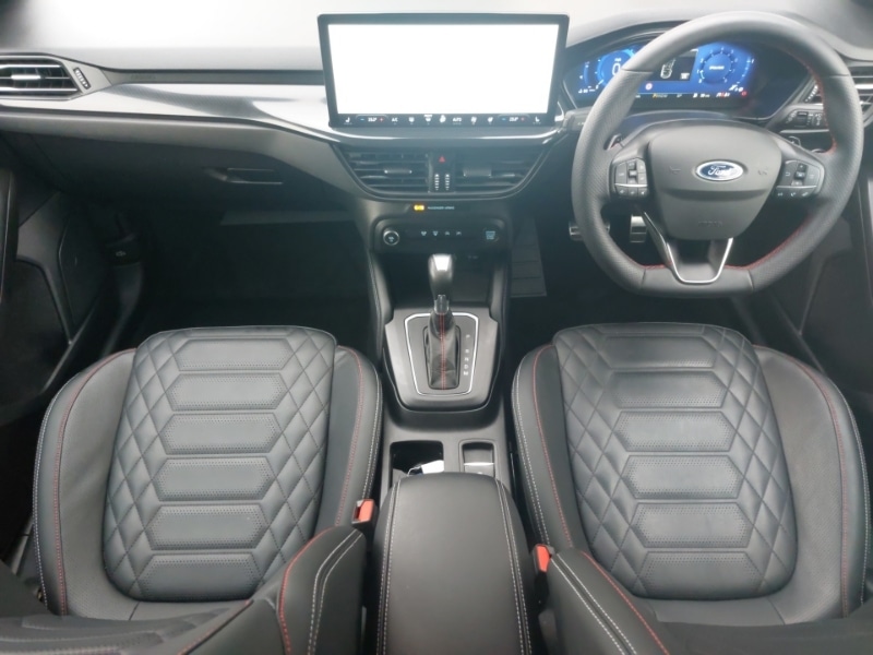 Used Ford Focus 2022 for sale - 76742157: Photo 2