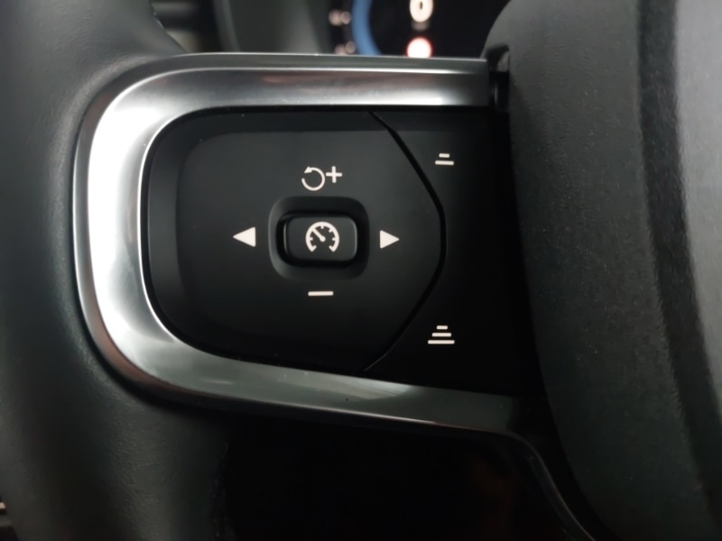 Used Volvo XC40 2024 for sale - 77636046: Photo 10