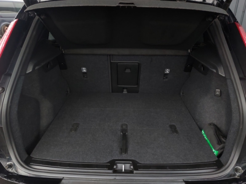 Used Volvo XC40 2024 for sale - 77636046: Photo 8