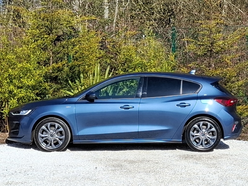 Used Ford Focus 2023 for sale - 78152042: Photo 4