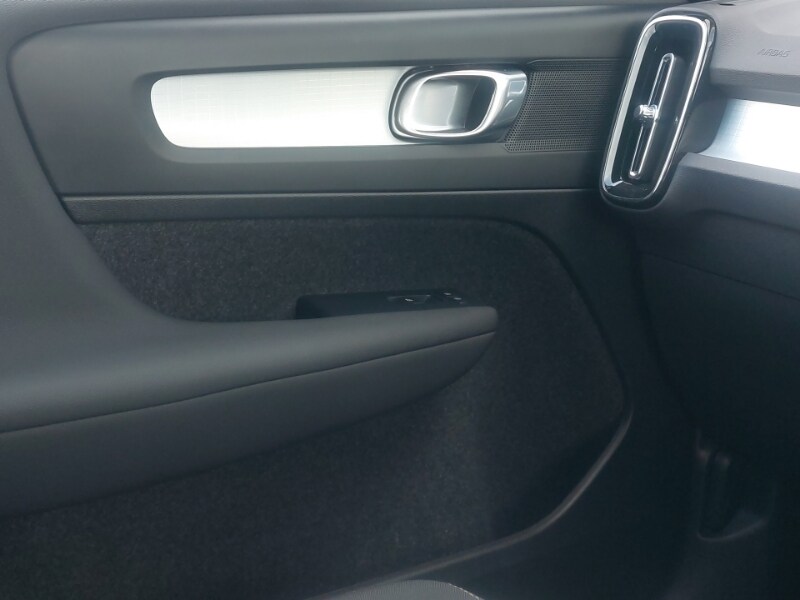 Used Volvo XC40 2024 for sale - 77732181: Photo 11