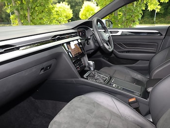 Used Volkswagen Arteon 2024 for sale - 77051300: Photo