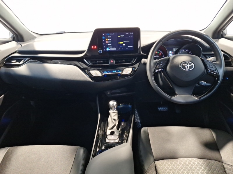 Used Toyota C-HR 2023 for sale - 77992233: Photo 2
