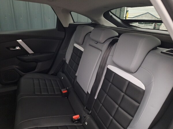 Used Citroen C4 2025 for sale - 76269429: Photo 6