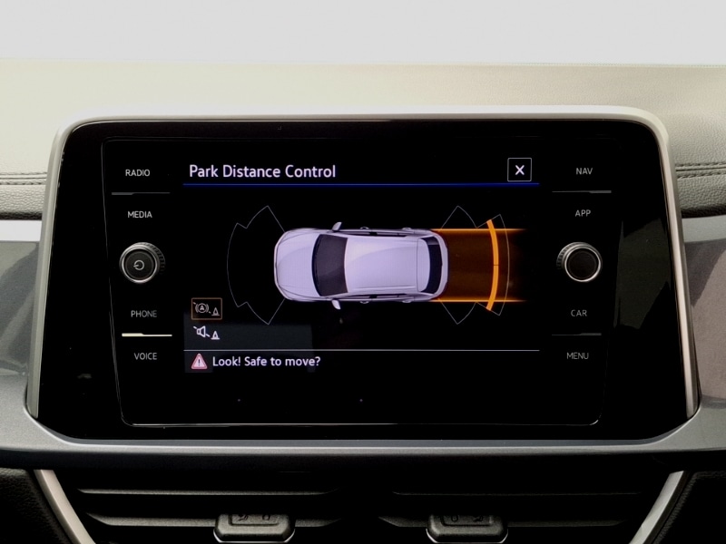 Used Volkswagen T-Roc 2024 for sale - 76764397: Photo 11