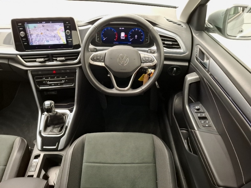 Used Volkswagen T-Roc 2024 for sale - 76764397: Photo 7