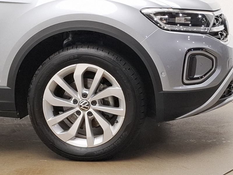 Used Volkswagen T-Roc 2024 for sale - 76764397: Photo 9