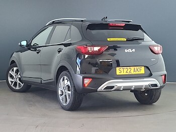 Used Kia Stonic 2022 for sale - 79555308: Photo