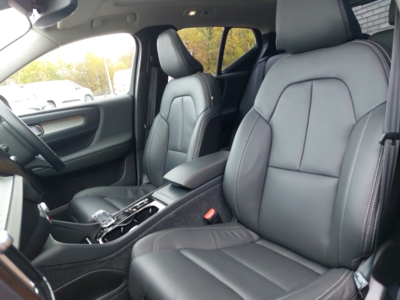 Used Volvo XC40 2024 for sale - 76426936: Photo 12