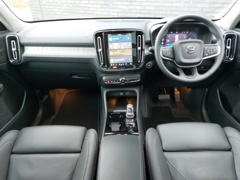 Used Volvo XC40 2024 for sale - 76426936: Photo 2