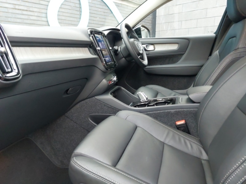 Used Volvo XC40 2024 for sale - 76426936: Photo 5