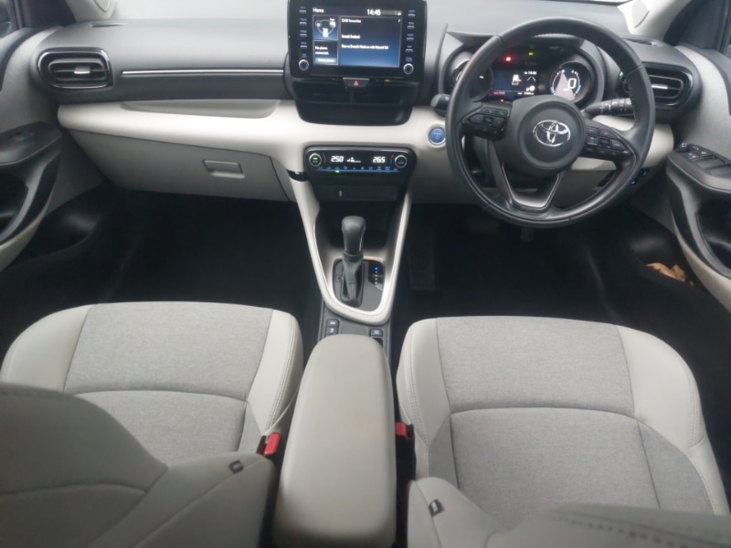 Used Toyota Yaris 2022 for sale - 77434437: Photo 2