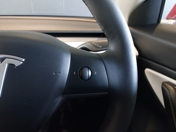 Used Tesla Model 3 2019 for sale - 76293528: Photo 11