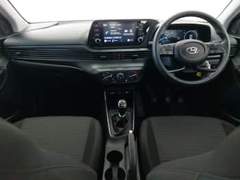 Used Hyundai i20 2023 for sale - 79613803: Photo
