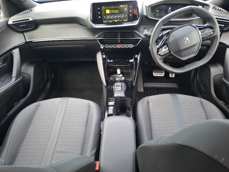 Used Peugeot 2008 2023 for sale - 78093395: Photo 2