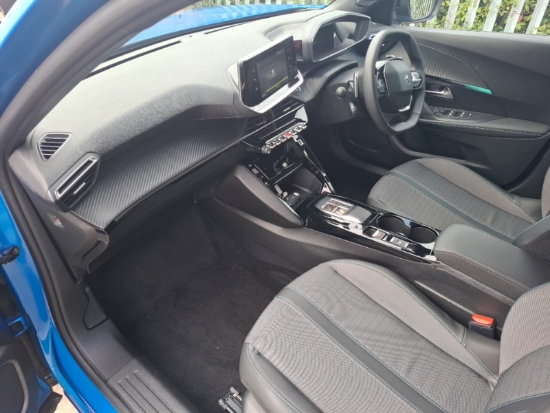 Used Peugeot 2008 2023 for sale - 78093395: Photo 5