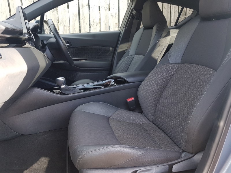 Used Toyota C-HR 2022 for sale - 77569385: Photo 5