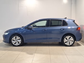 Used Volkswagen Golf 2024 for sale - 77196808: Photo
